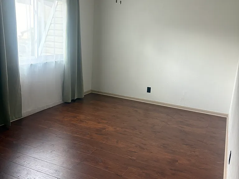 2135 NE 45th Ave — Photo 14