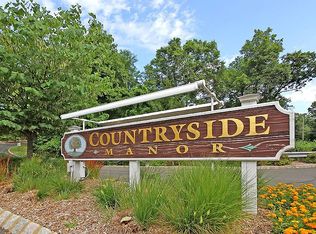 134 Countryside Dr, Basking Ridge, NJ 07920