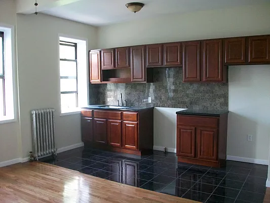 Sold by BLS Realty | media 10