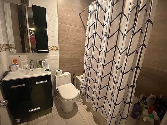 5th image of 669 Evergreen Ave #3