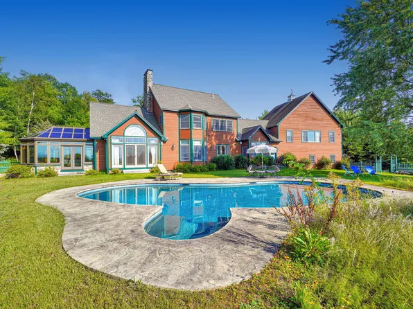 85 Blueberry Hill, Bridgton, ME 04009