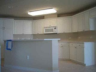 2nd image of 100 OLDE TOWNE YACHT CLU #414