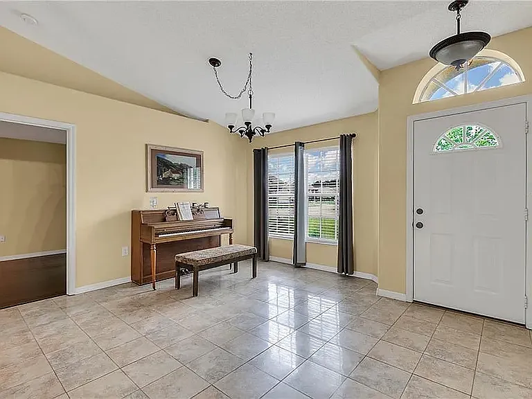 4215 Red Bird Ave #1 — Photo 4