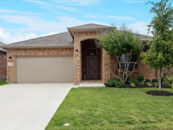 15736 Redgrave Dr, Justin, TX 76247