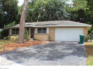 3515 Santiago Way, Naples, FL 34105