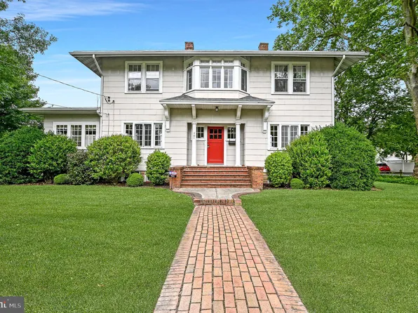 701 E Jewell St, Delmar, DE 19940