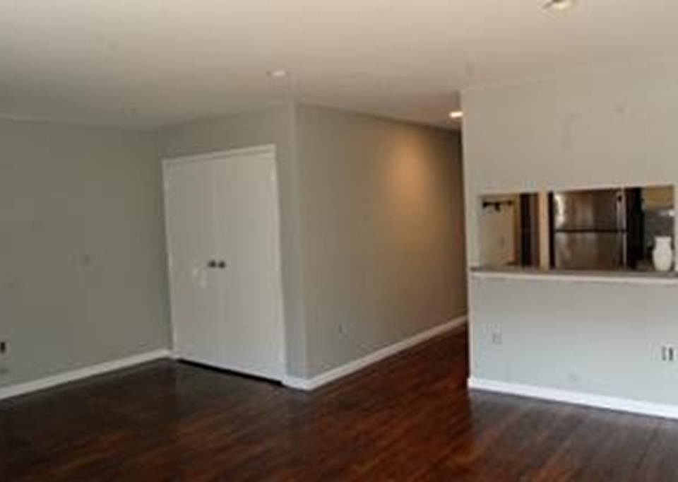 1st image of 109 Pulaski St #1