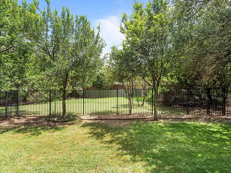 420 Wild Rose Dr — Photo 35