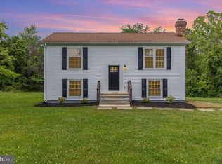 8452 Turnbull Rd, Warrenton, VA 20186