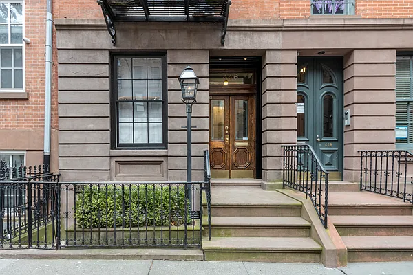 Rented by Compass | media 9