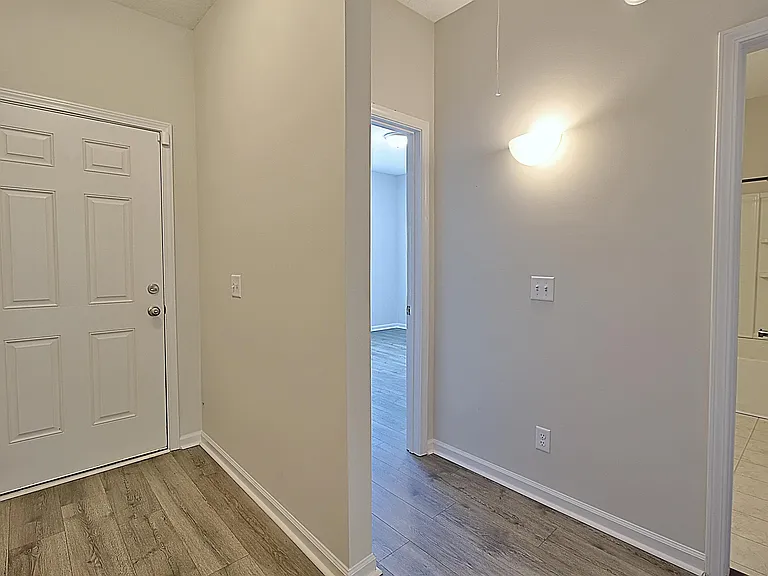 183 Winn Ave — Photo 5