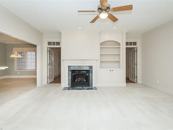 5th image of 6407 Glendevon Dr