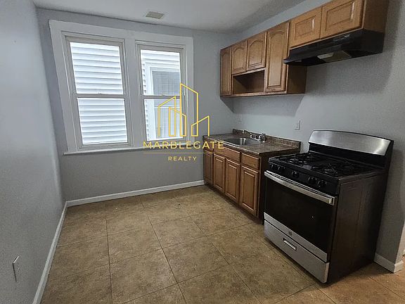 3rd image of 380 Sanford Ave #11