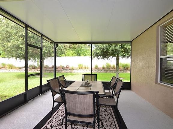 2nd image of 2440 Pickford Cir