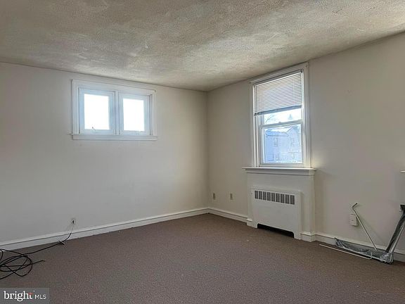 2nd image of 7901 Cedarbrook Ave