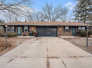 57931 & 57933 Ball Dr, Elkhart, IN 46517