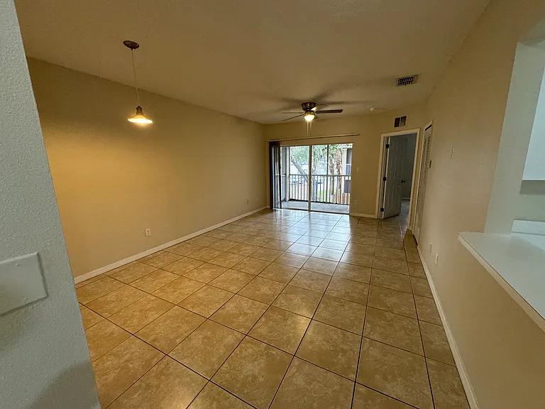 13216 Villa Vista Dr #201 — Photo 7