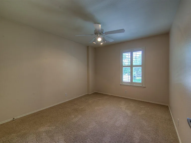 16813 Luckenwald Dr — Photo 22