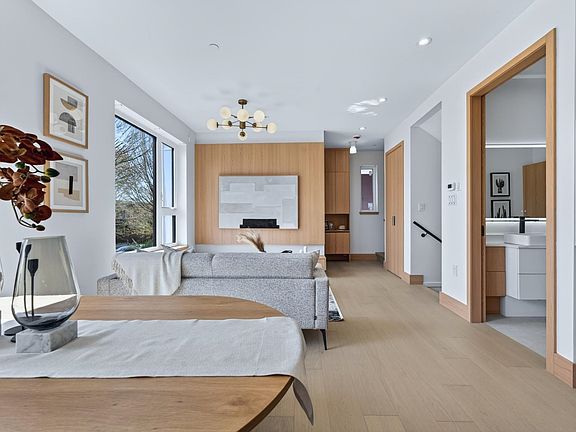 5th image of 1495 E 58th Ave #2
