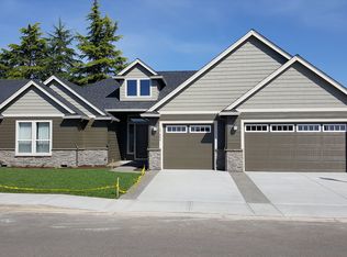 27307 NE 34th St, Camas, WA 98607