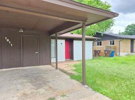 1811 Magnolia Dr, Round Rock, TX