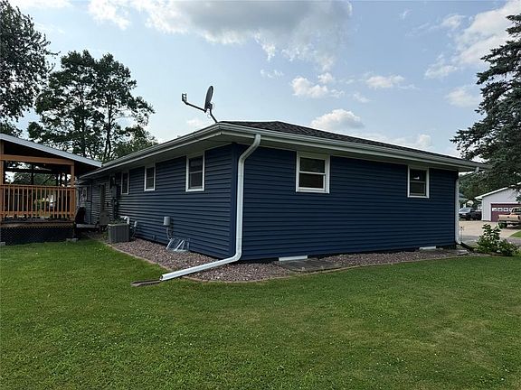 4th image of 1125 Pleasant Avenue