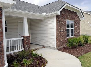 204 Kestrel Ct, New Bern, NC 28560