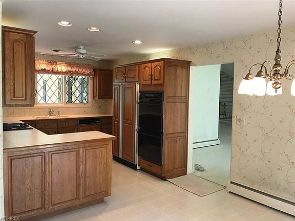 2nd image of 7391 Raccoon Hill Dr