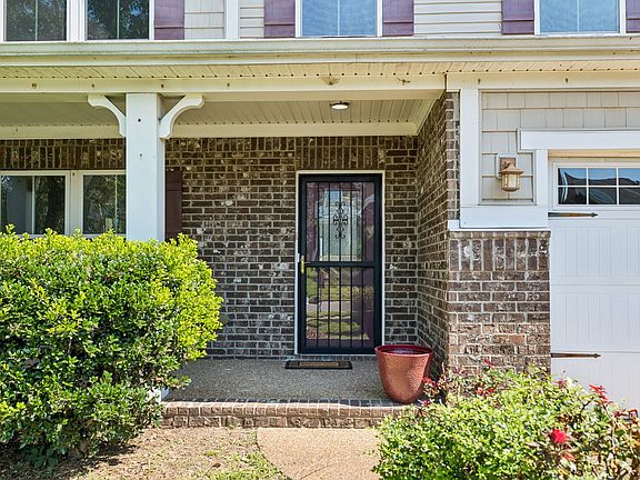 4th image of 7612 Oakfield Way