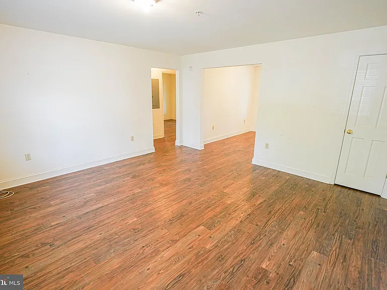 800 Travers St #5 — Photo 19
