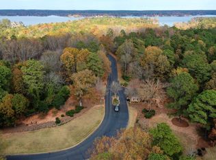 93 Armory Ct, Ninety Six, SC 29666