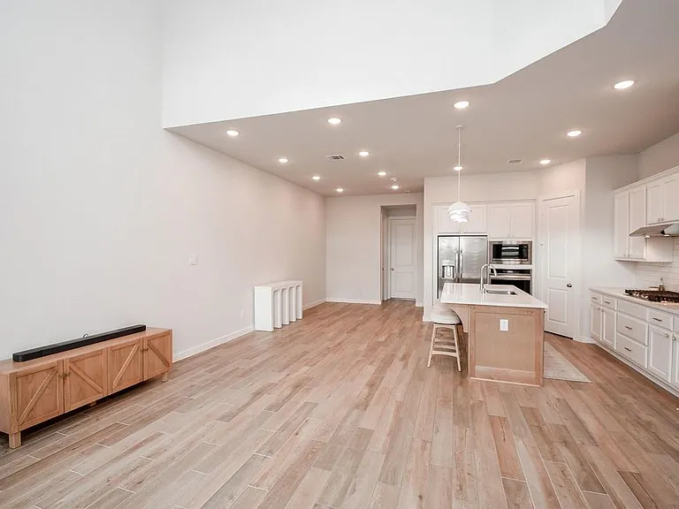 16635 Bristol Steel Ln — Photo 9