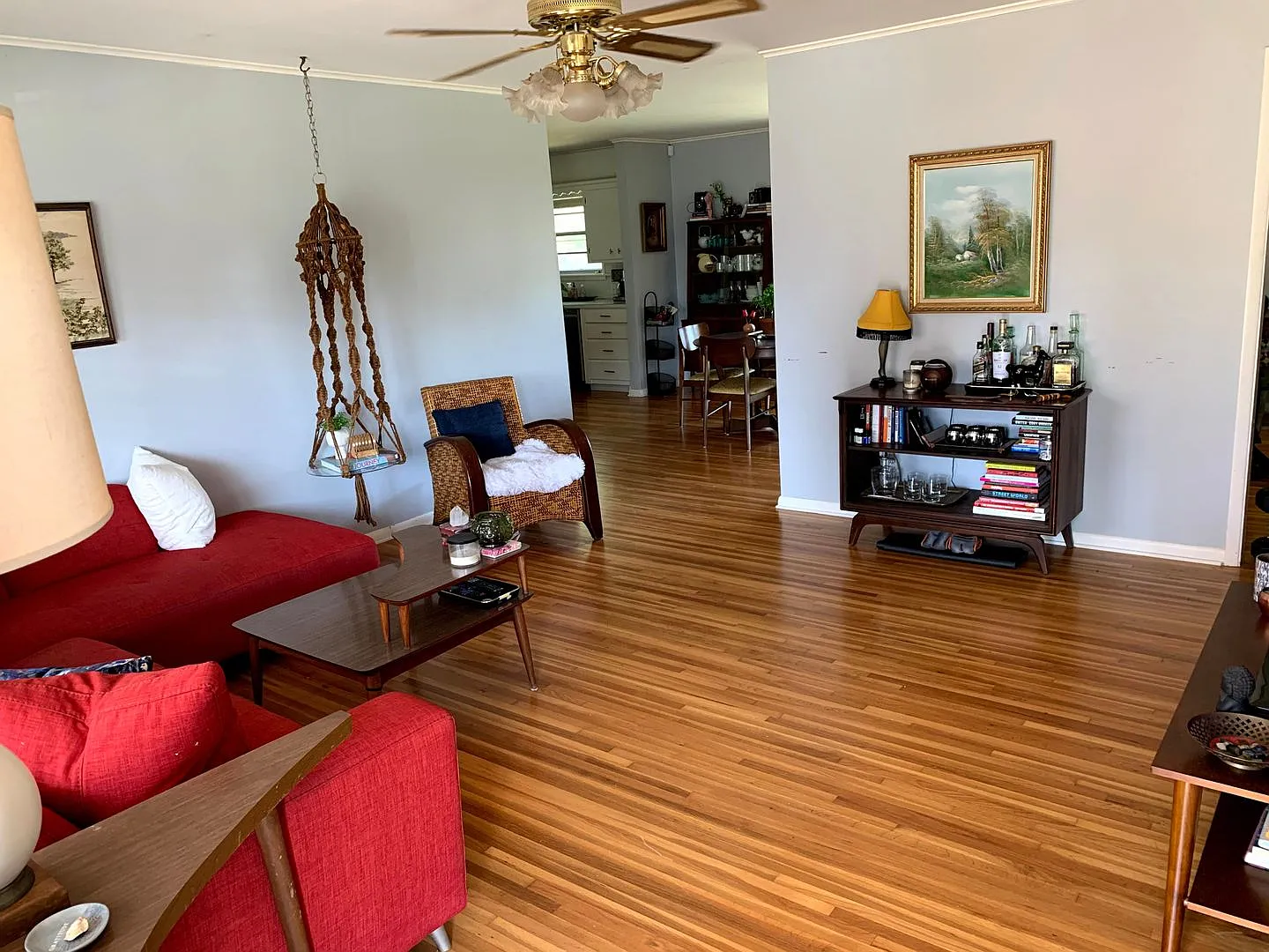 Make this wonderful home your new place — Photo 2