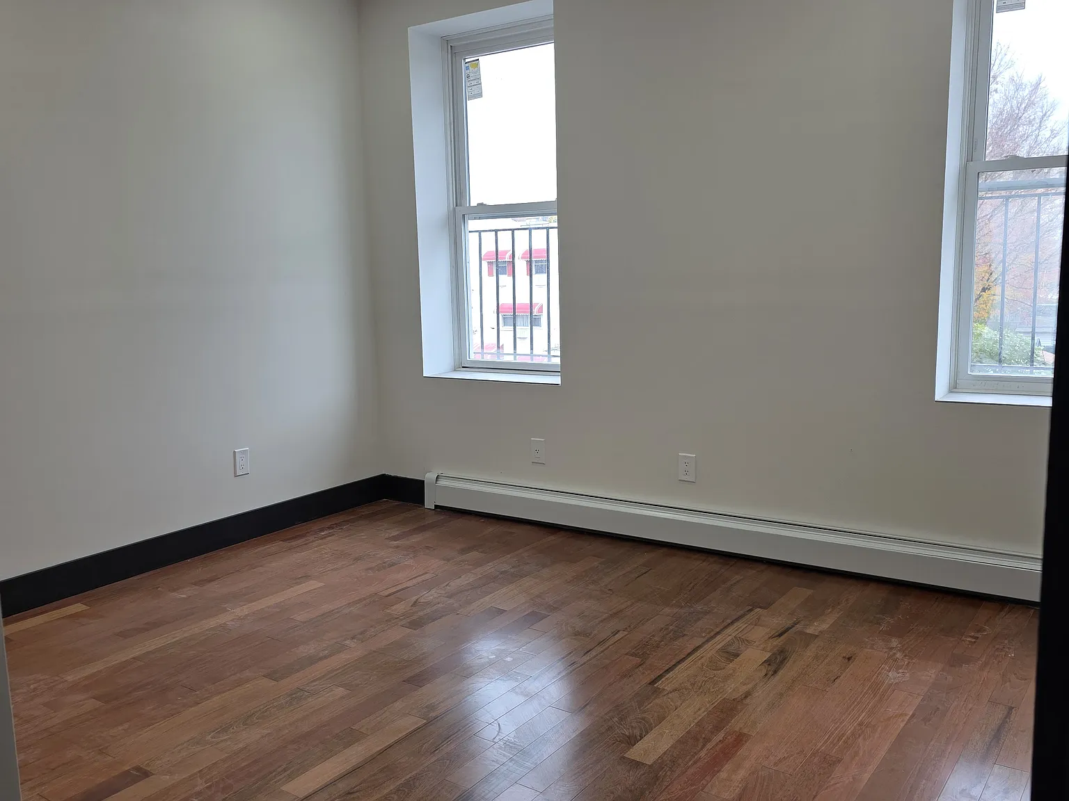 1234 Intervale Ave — Photo 2