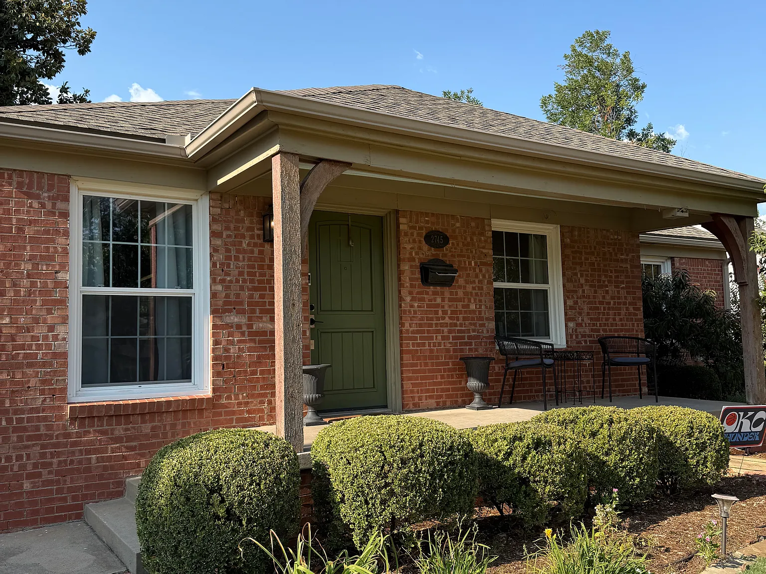 2 bed, 1095 sqft, $1,850 — Photo 1