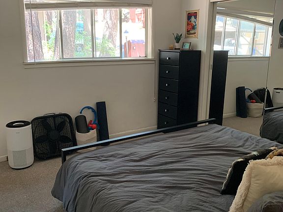 4th image of 931 Harold Dr