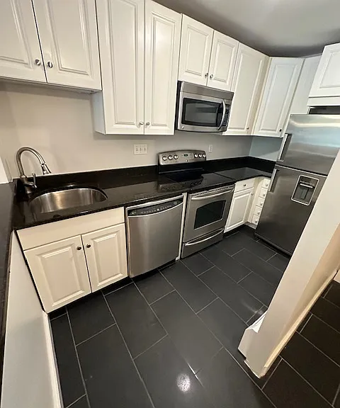 452 Beacon St #1 — Photo 2