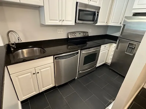 452 Beacon St APT 1, Boston, MA 02115