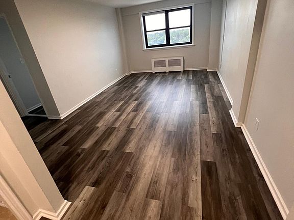 3rd image of 120 Washington St