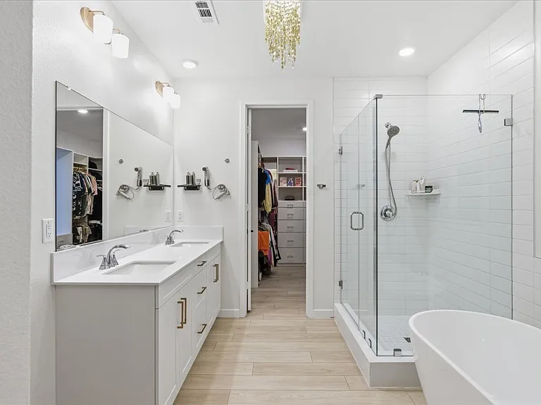 23768 Wilcox Dr — Photo 12
