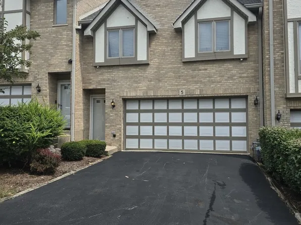 5 S Cliffside Dr Unit 5, Willow Springs, IL 60480