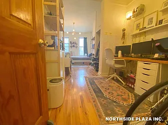 Rented by Northside Plaza Inc.