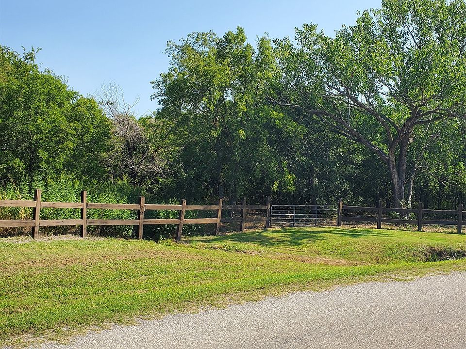 1st image of Hagerman Rd