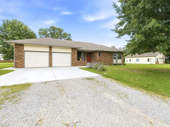 7826 S Meridian St, Haysville, KS 67060