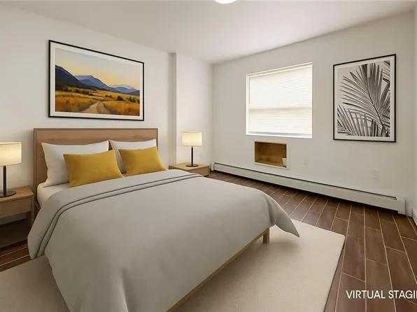 24-09 Brookhaven Avenue image 3 of 13