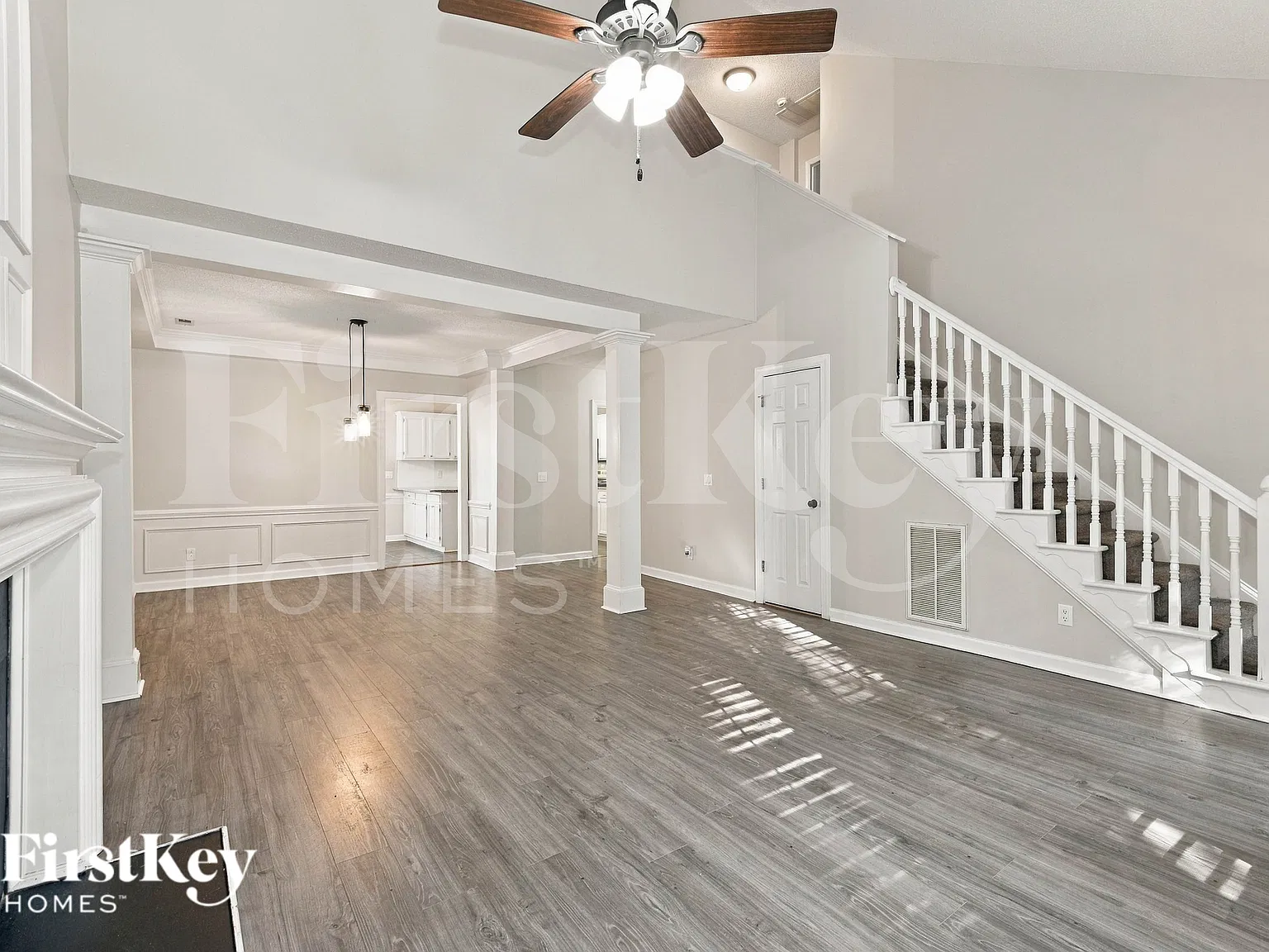 3 bed, 2.5 bath, 1806 sqft, $2,090 — Photo 3