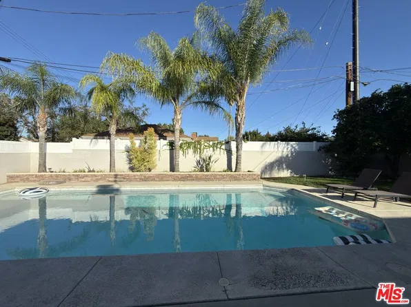 7738 Penfield Ave, Winnetka, CA 91306