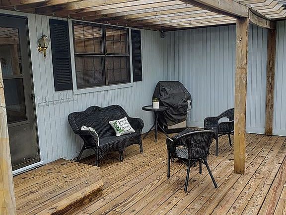 4th image of 108 Parkview Dr