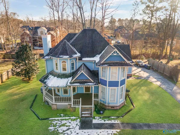 120 Kingswood Dr, Huntsville, AL 35806