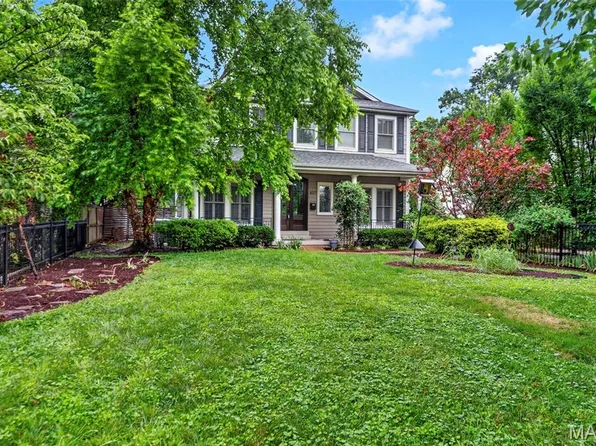 407 E Argonne Dr, Saint Louis, MO 63122